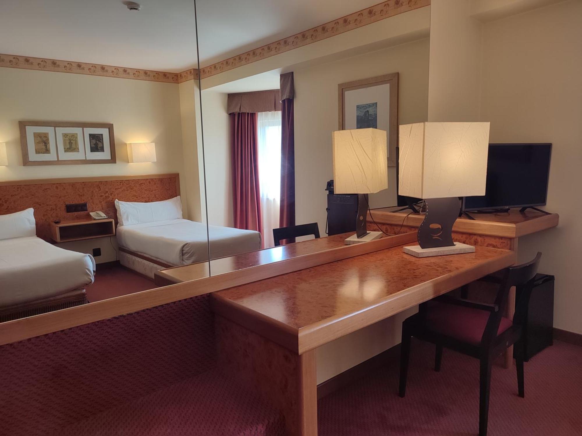Hotel Sercotel Cuatro Postes Ávila 외부 사진