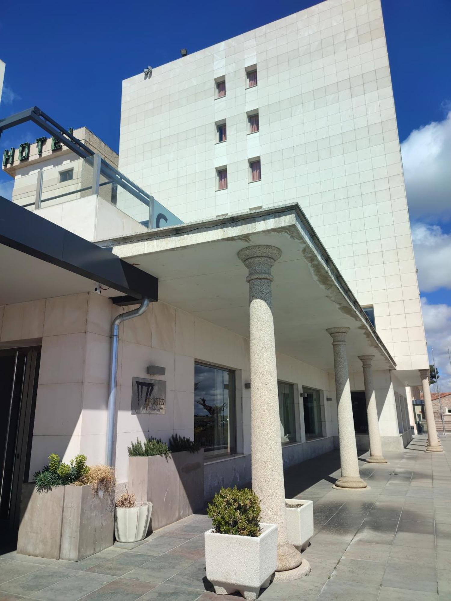 Hotel Sercotel Cuatro Postes Ávila 외부 사진